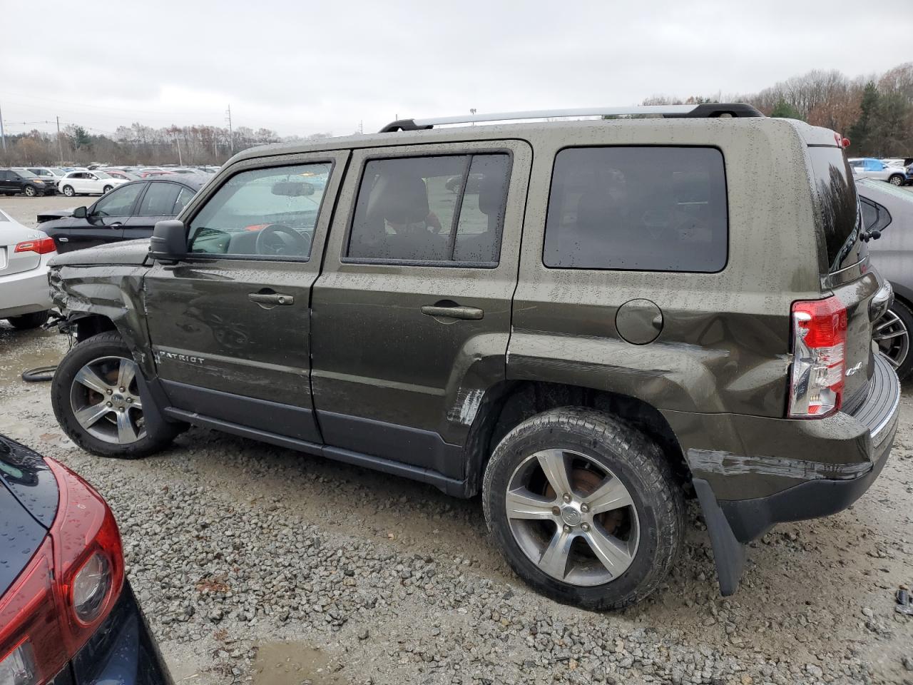 Image 2 of 2016 JEEP PATRIOT LATITUDE 2016 with VIN 1C4NJRFB8GD500636