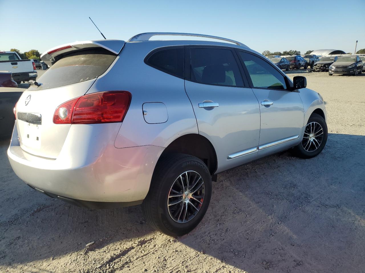 Obraz 3 z 2014 NISSAN ROGUE SELECT S 2014 z VIN JN8AS5MT1EW613415