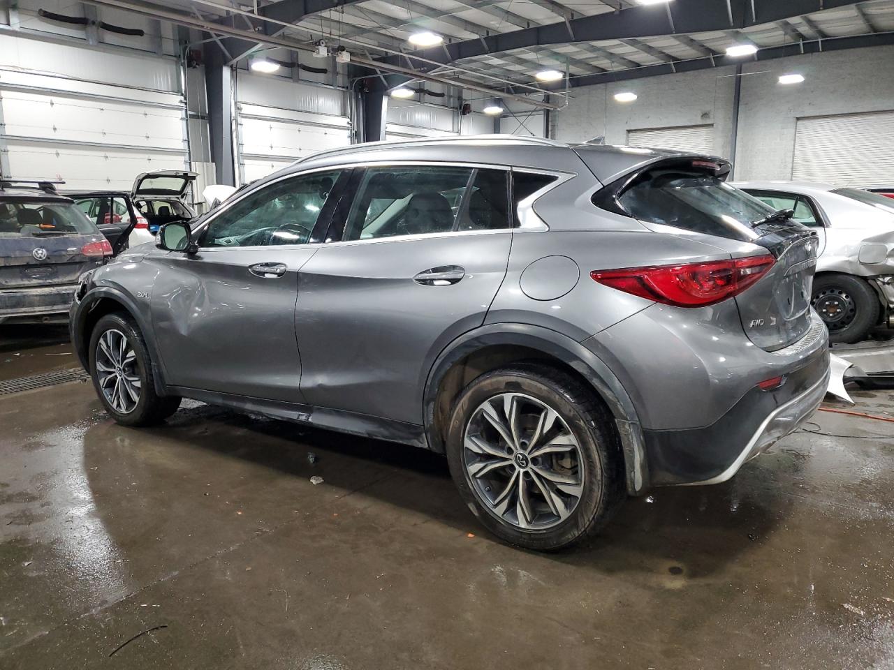 Image 2 of 2017 INFINITI QX30 BASE 2017 with VIN SJKCH5CR2HA022923
