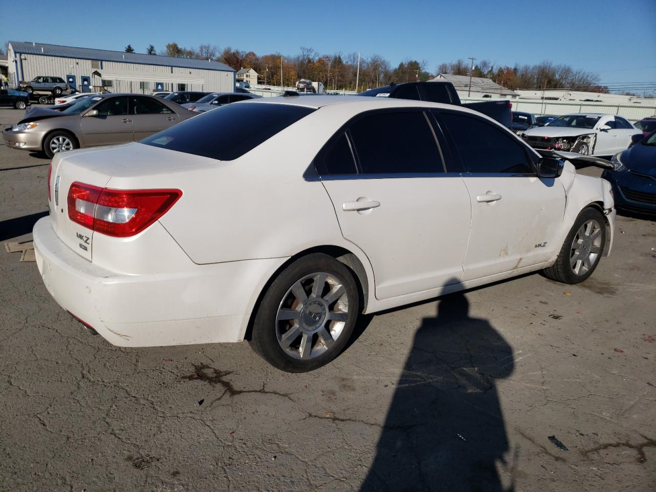 Изображение 3 2009 LINCOLN MKZ  2009 с VIN 3LNHM28TX9R609946