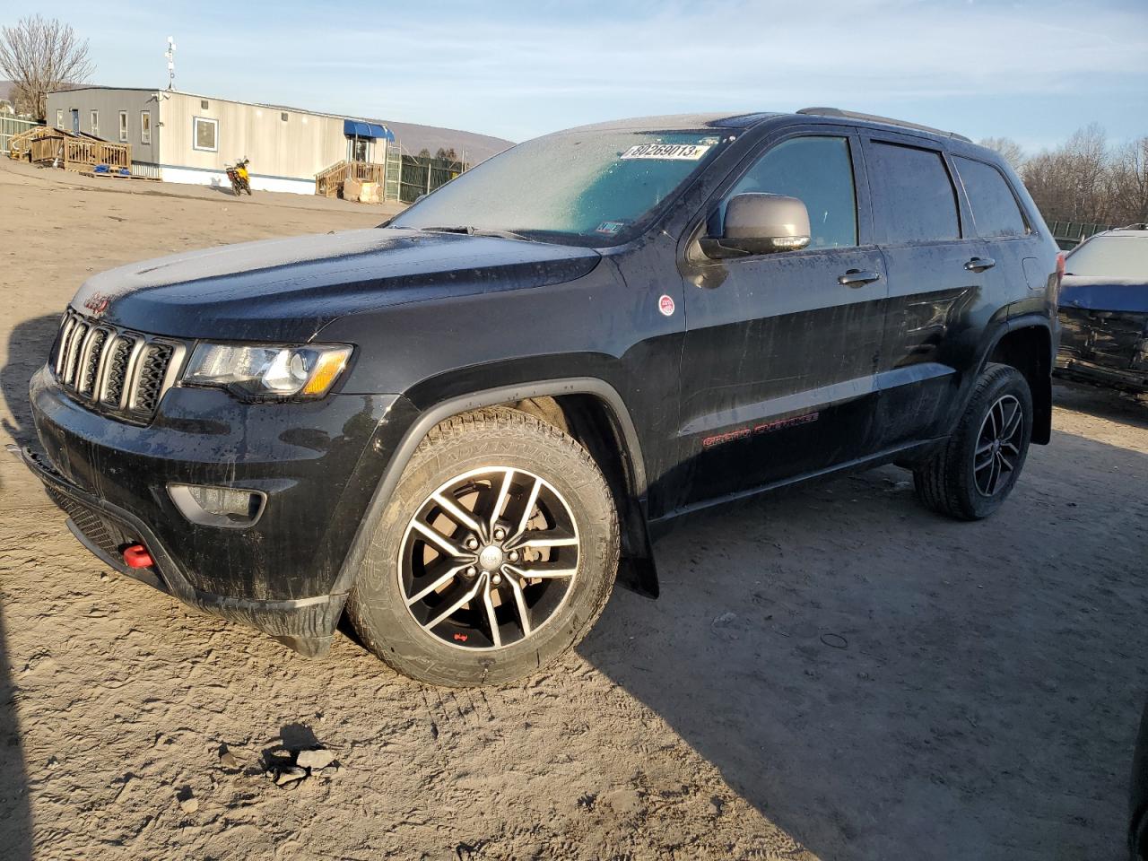 Изображение 1 2017 JEEP GRAND CHEROKEE TRAILHAWK 2017 с VIN 1C4RJFLG4HC758577