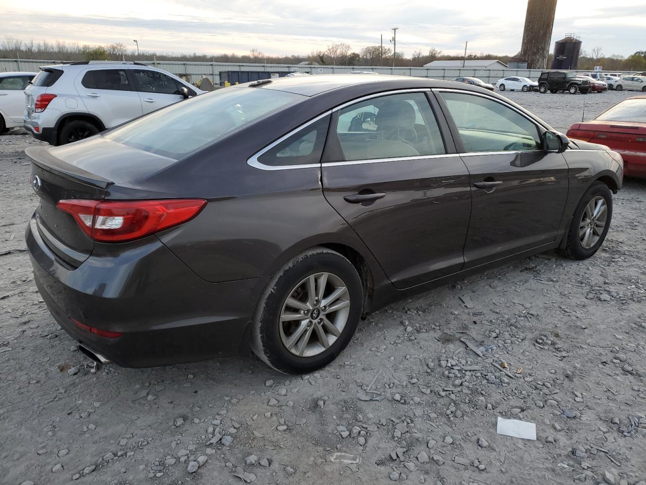 Obraz 3 z 2016 HYUNDAI SONATA SE 2016 z VIN 5NPE24AF9GH343509