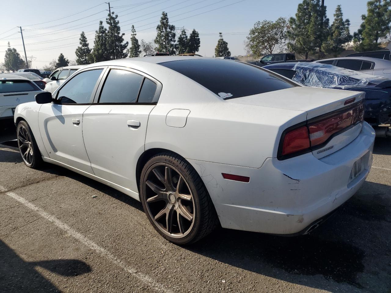 Obraz 2 z 2014 DODGE CHARGER SE 2014 z VIN 2C3CDXBG2EH315555