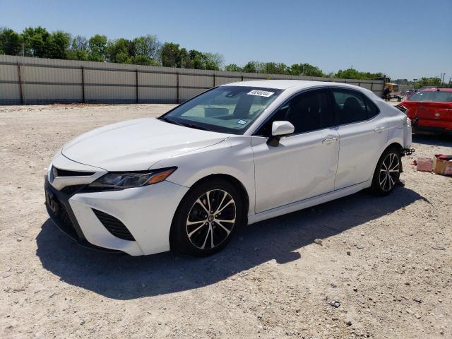 Image 1 of 2018 TOYOTA CAMRY L 2018 with VIN 4T1B11HK5JU596777