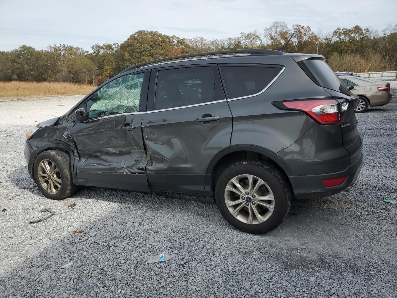 Image 2 of 2018 FORD ESCAPE SE 2018 with VIN 1FMCU0GD5JUA74336