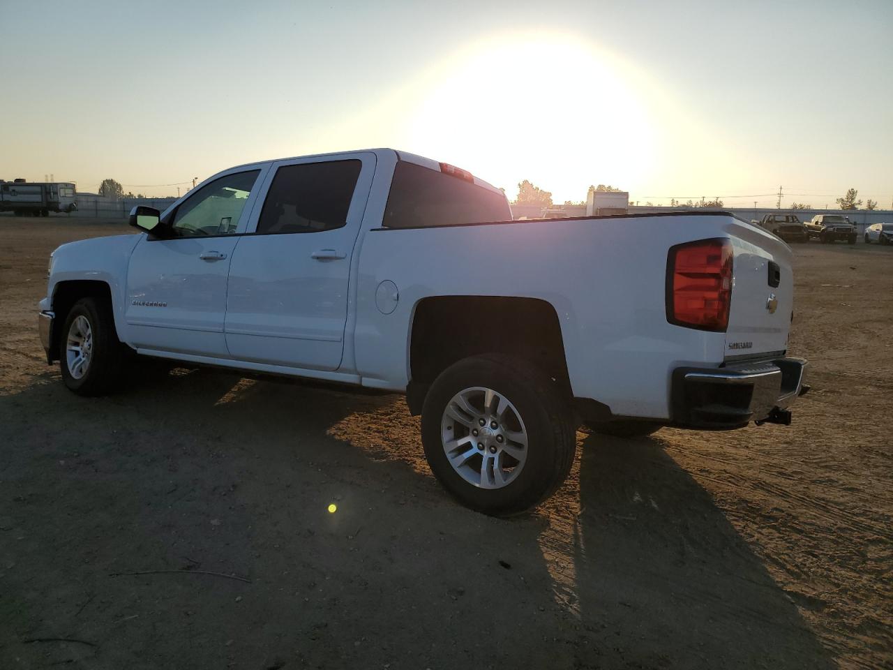 Image 2 of 2015 CHEVROLET SILVERADO C1500 LT 2015 with VIN 3GCPCREC1FG508818