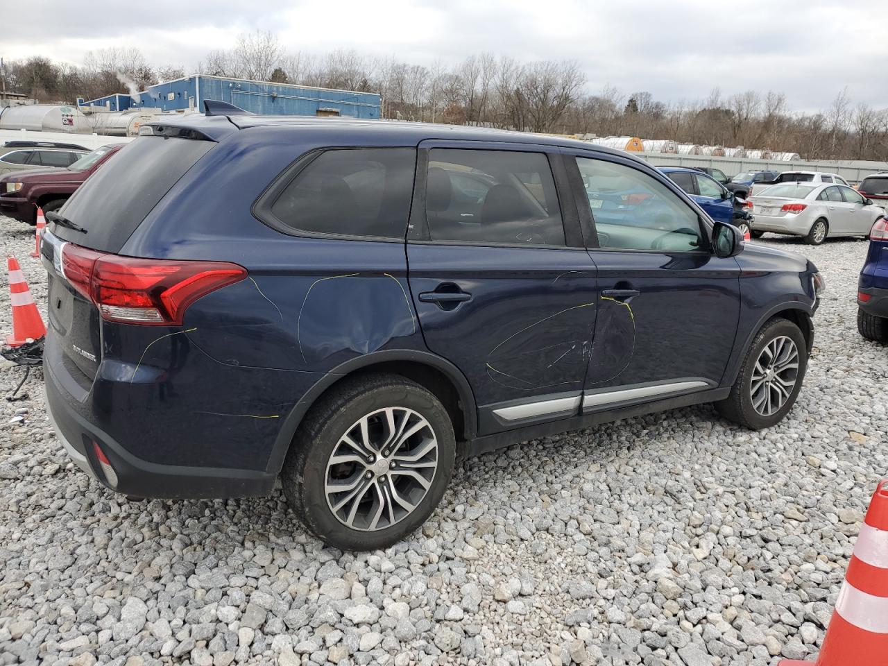 Изображение 3 2018 MITSUBISHI OUTLANDER SE 2018 с VIN JA4AZ3A3XJZ000440