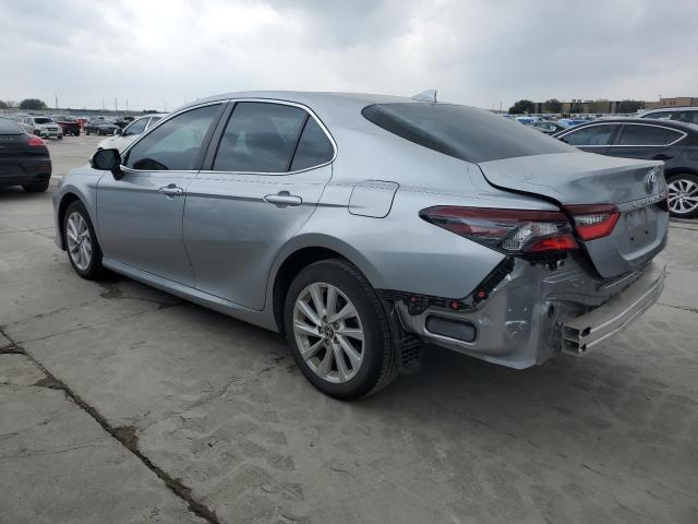 Image 2 of 2022 TOYOTA CAMRY LE 2022 with VIN 4T1C11AK5NU646159