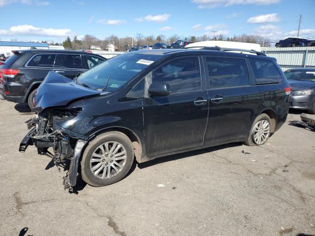 Image 1 of 2011 TOYOTA SIENNA XLE 2011 with VIN 5TDYK3DC8BS029135