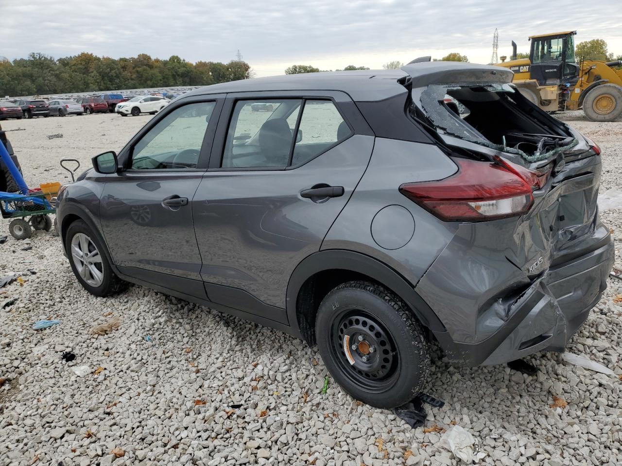 Изображение 2 2023 NISSAN KICKS S 2023 с VIN 3N1CP5BV8PL528769