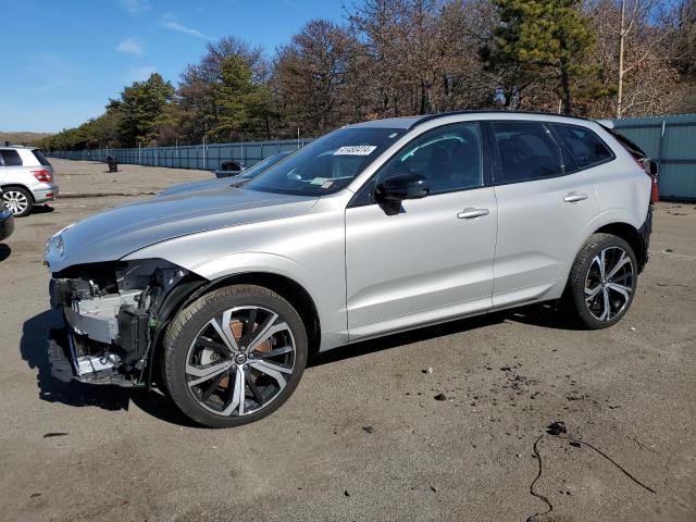 Изображение 2022 VOLVO XC60 B6 R-DESIGN 2022