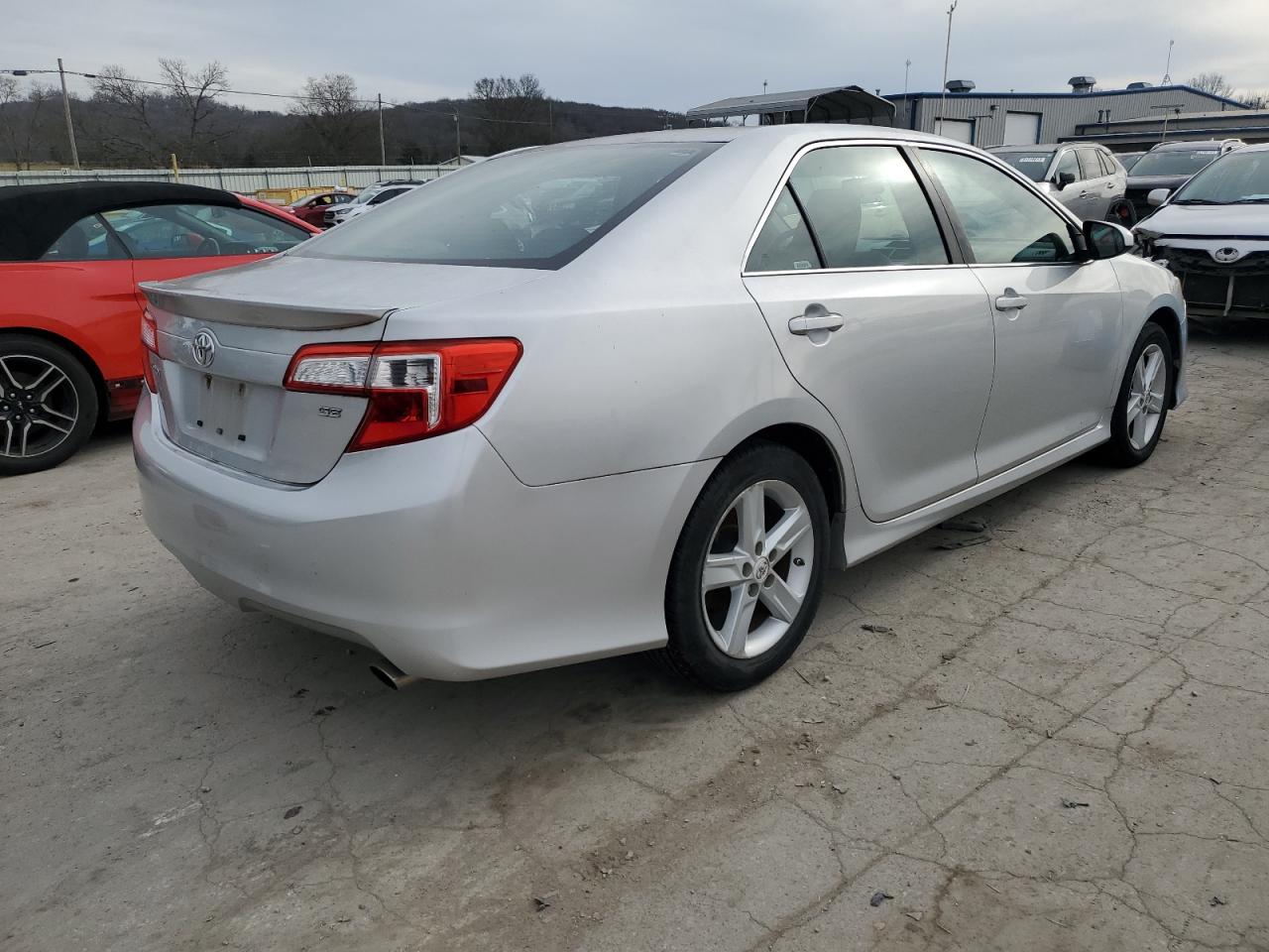 Image 3 of 2013 TOYOTA CAMRY L 2013 with VIN 4T1BF1FK2DU647323