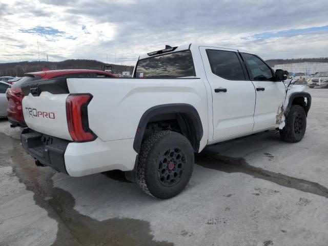 Image 3 of 2022 TOYOTA TUNDRA CREWMAX LIMITED 2022 with VIN 5TFPC5DB6NX009721