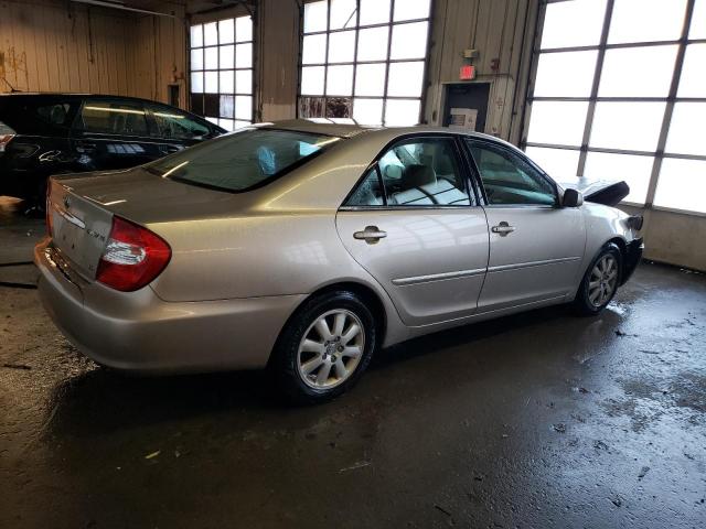 Obraz 3 z 2004 TOYOTA CAMRY LE 2004 z VIN 4T1BF30K04U589054