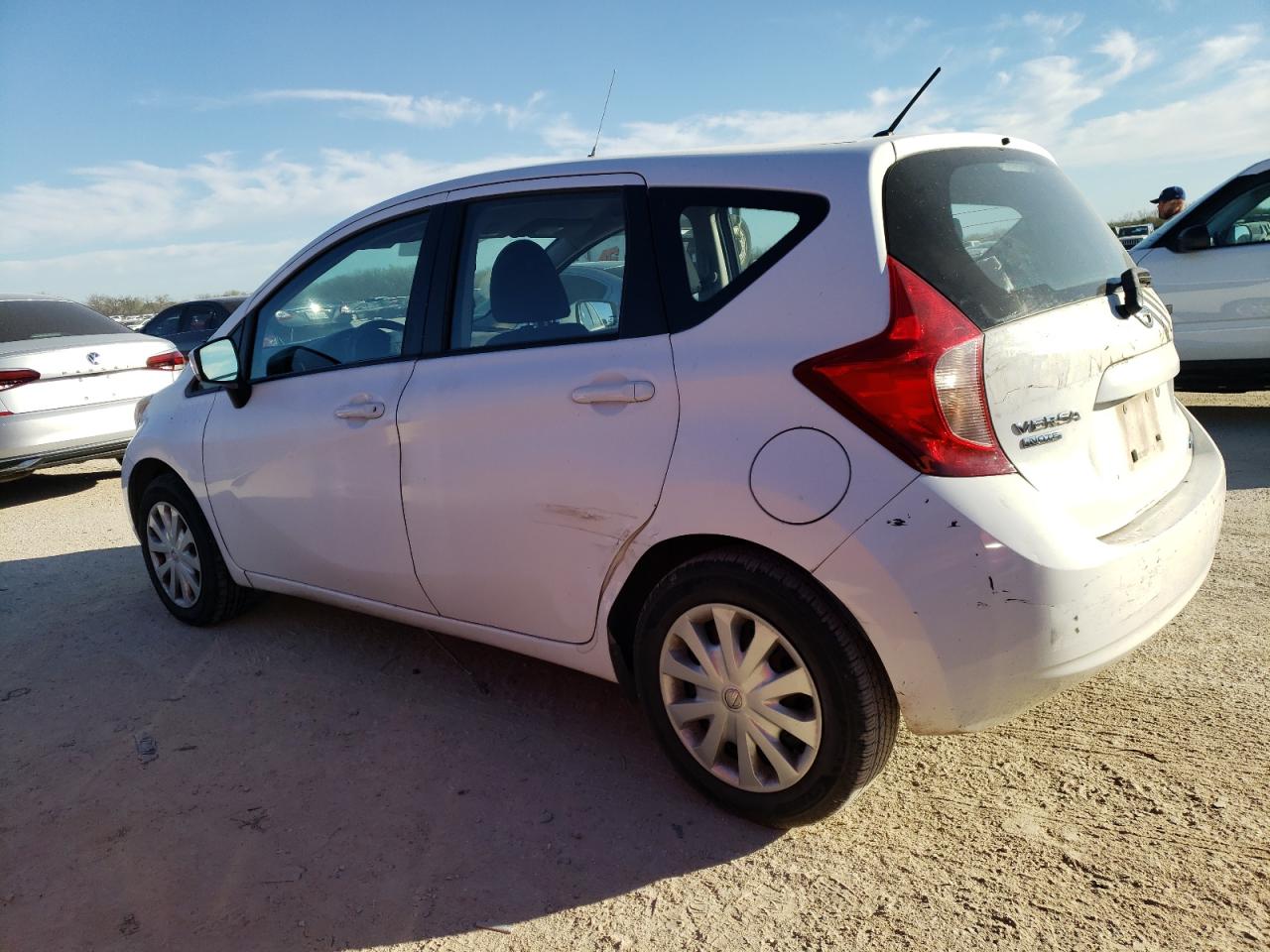 Image 2 of 2016 NISSAN VERSA NOTE S 2016 with VIN 3N1CE2CP4GL371987
