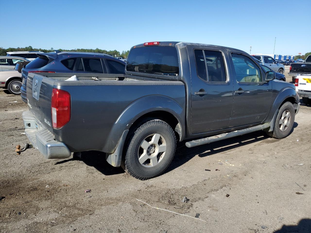 Obraz 3 z 2005 NISSAN FRONTIER CREW CAB LE 2005 z VIN 1N6AD07WX5C462510