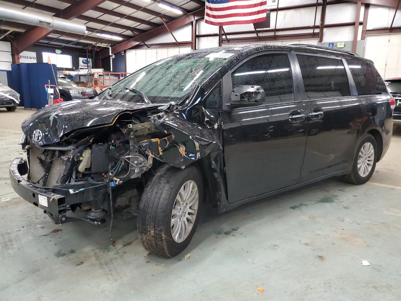 Obraz 2013 TOYOTA SIENNA XLE 2013