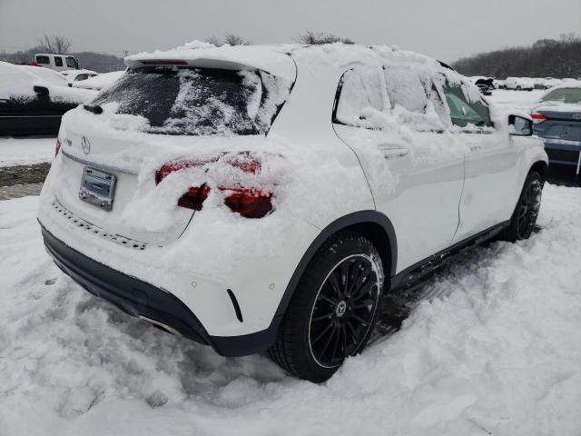 Image 3 of 2020 MERCEDES-BENZ GLA 250 4MATIC 2020 with VIN WDCTG4GB3LJ664874