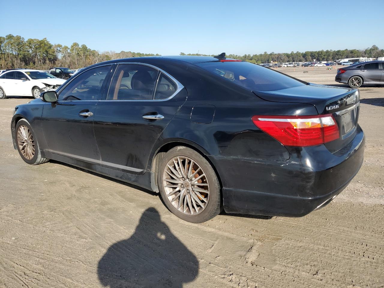 Изображение 2 2010 LEXUS LS 460 2010 с VIN JTHBL5EF9A5094148