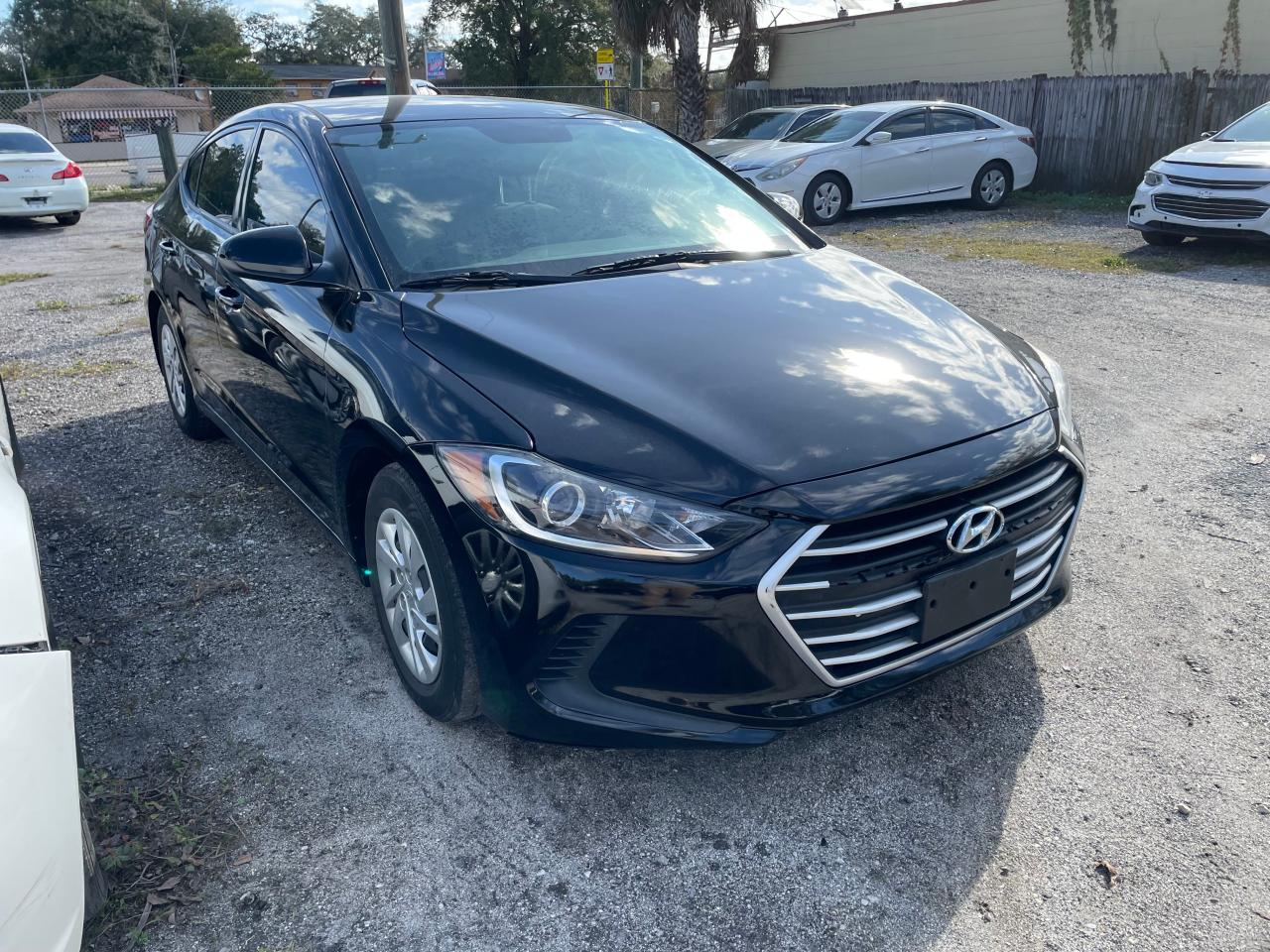 Image 1 of 2018 HYUNDAI ELANTRA SE 2018 with VIN 5NPD74LF6JH324840