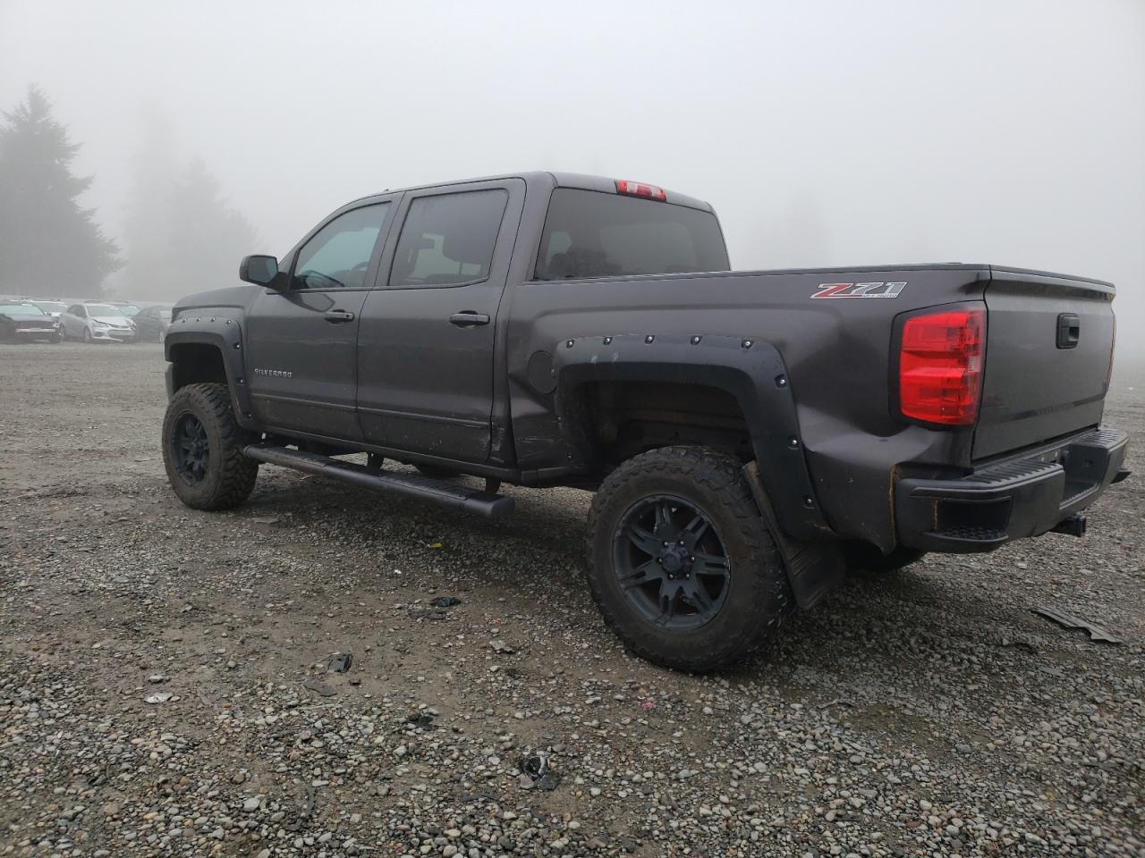 Image 2 of 2016 CHEVROLET SILVERADO K1500 LT 2016 with VIN 3GCUKREC9GG317445