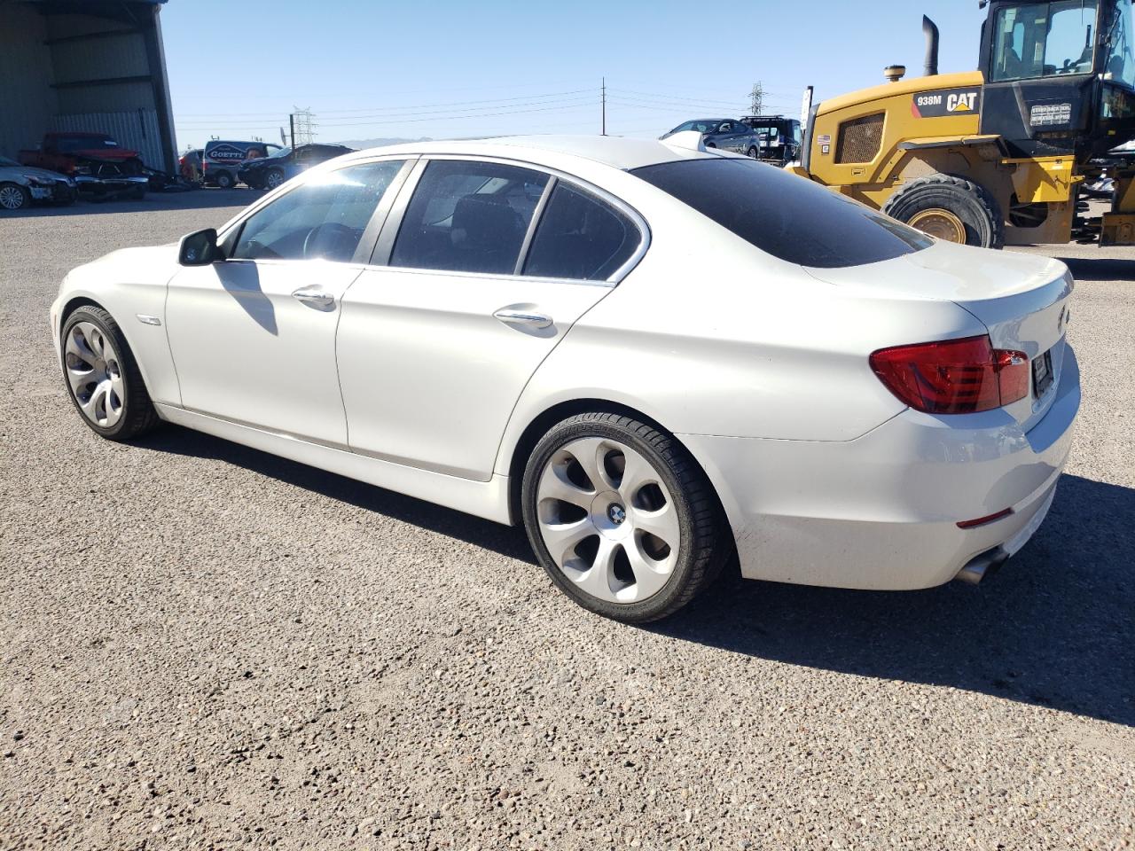 Image 2 of 2013 BMW 528 I 2013 with VIN WBAXG5C50DDY32030
