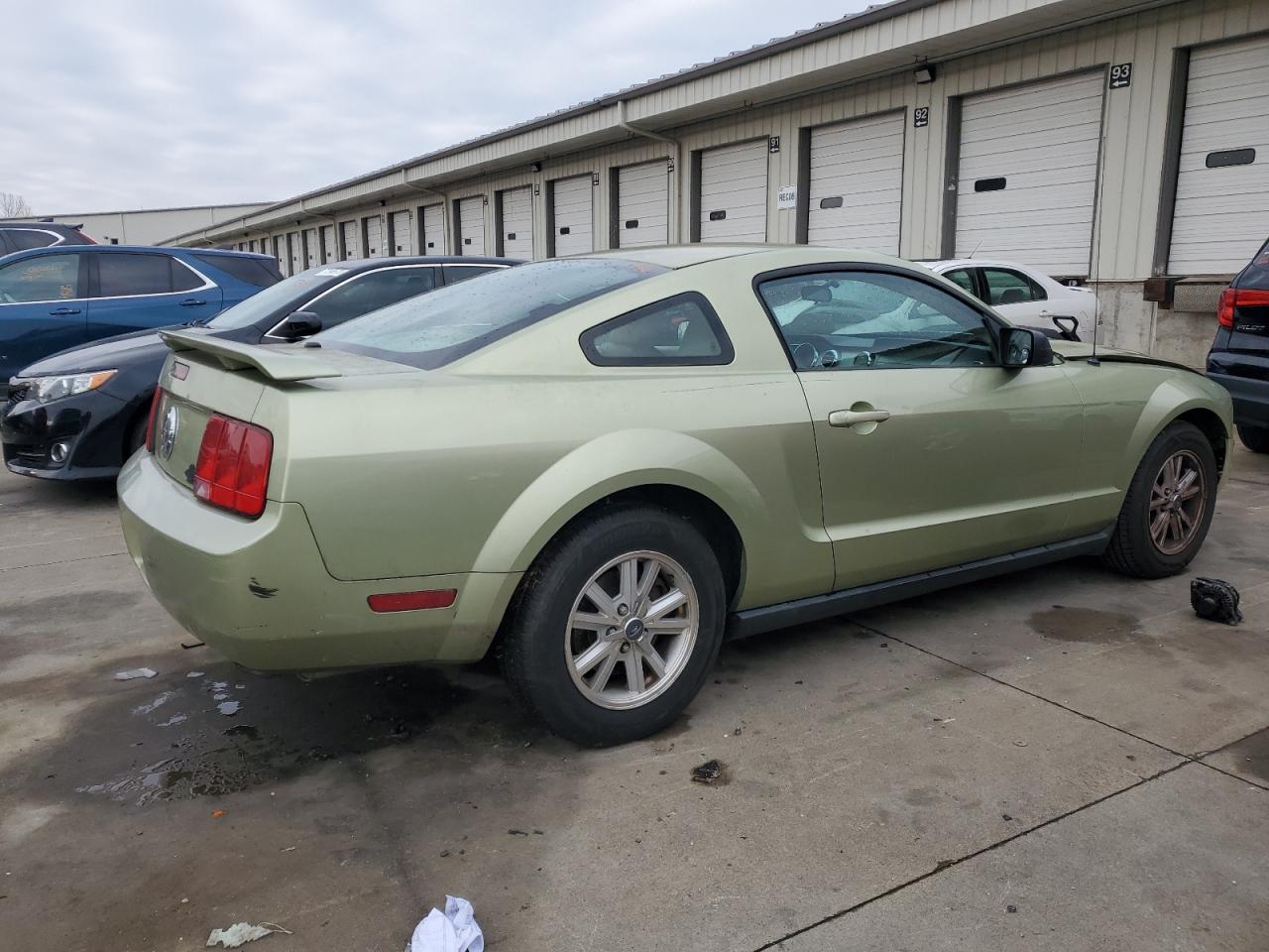 Изображение 3 2006 FORD MUSTANG  2006 с VIN 1ZVFT80N165145097
