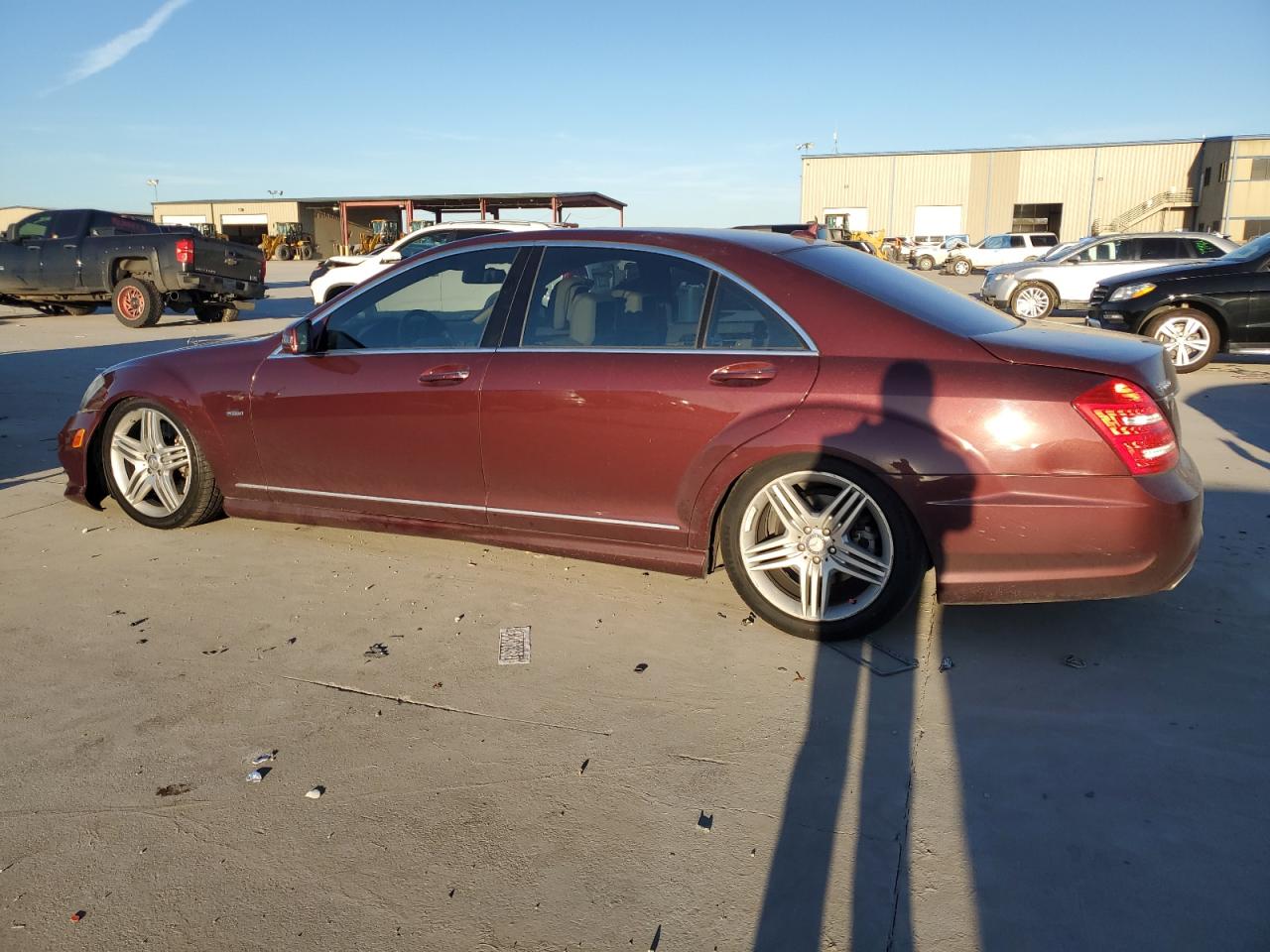 Image 2 of 2012 MERCEDES-BENZ S 550 2012 with VIN WDDNG7DB9CA446299