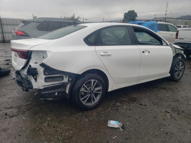 Image 3 of 2023 KIA FORTE LX 2023 with VIN 3KPF24AD8PE538699