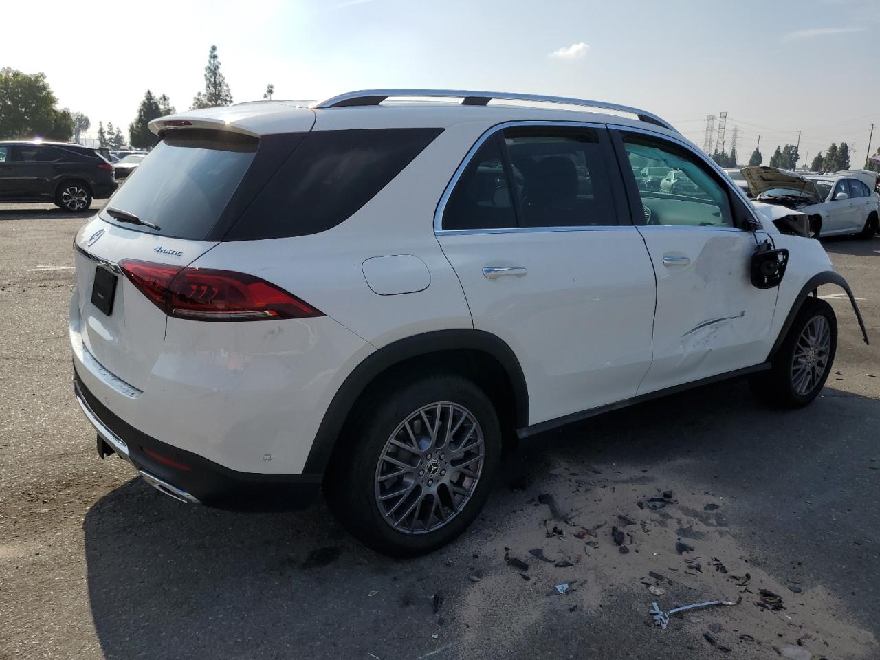 Image 3 of 2022 MERCEDES-BENZ GLE 450 4MATIC 2022 with VIN 4JGFB5KE2NA807157
