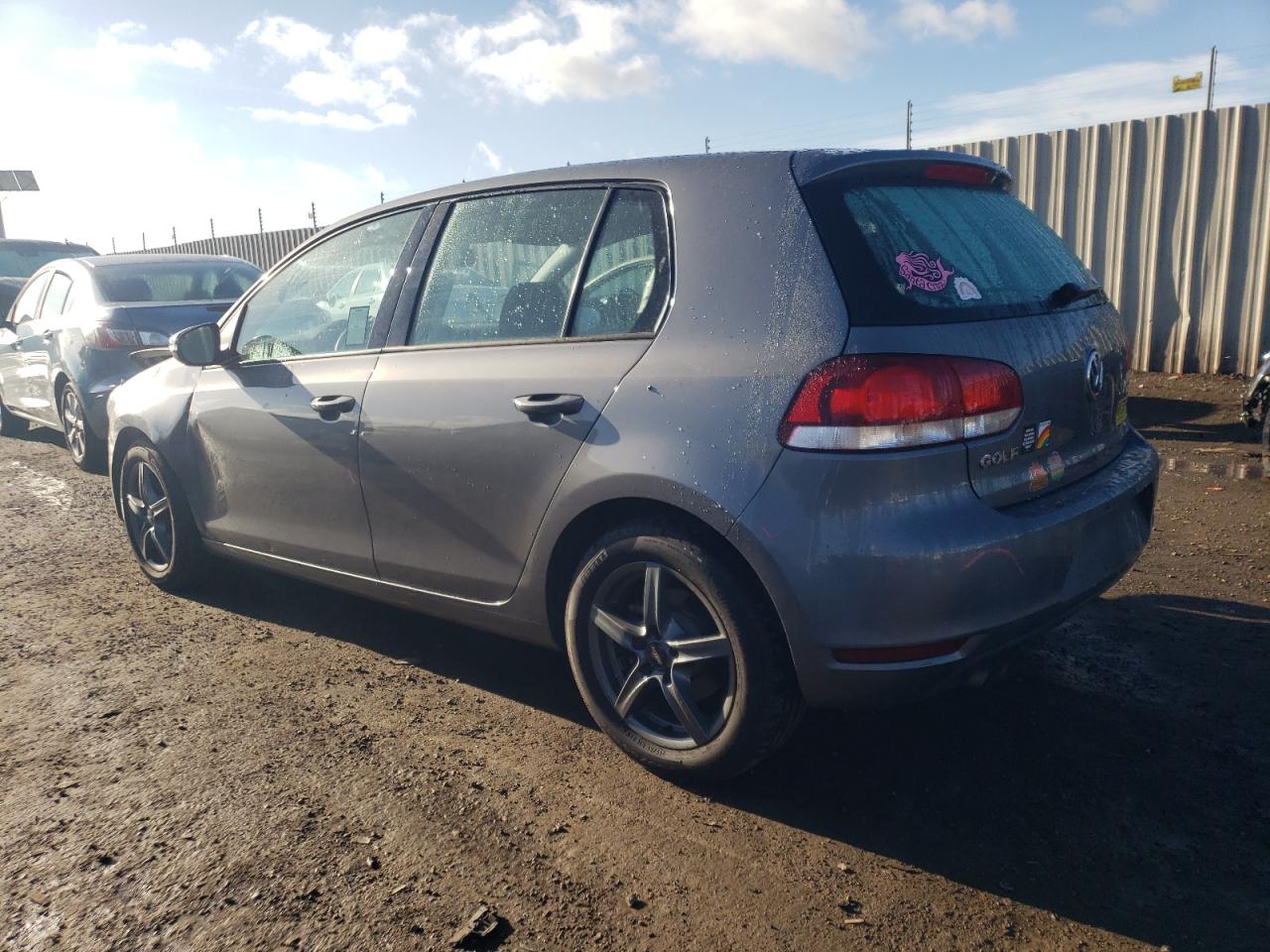 Image 2 of 2014 VOLKSWAGEN GOLF  2014 with VIN WVWDB7AJXEW001415