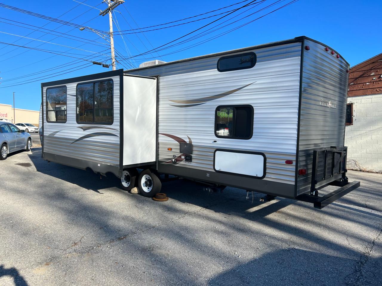 Obraz 3 z 2014 WILDWOOD CHEROKEE 2014 z VIN 4X4TCKD26EX115643