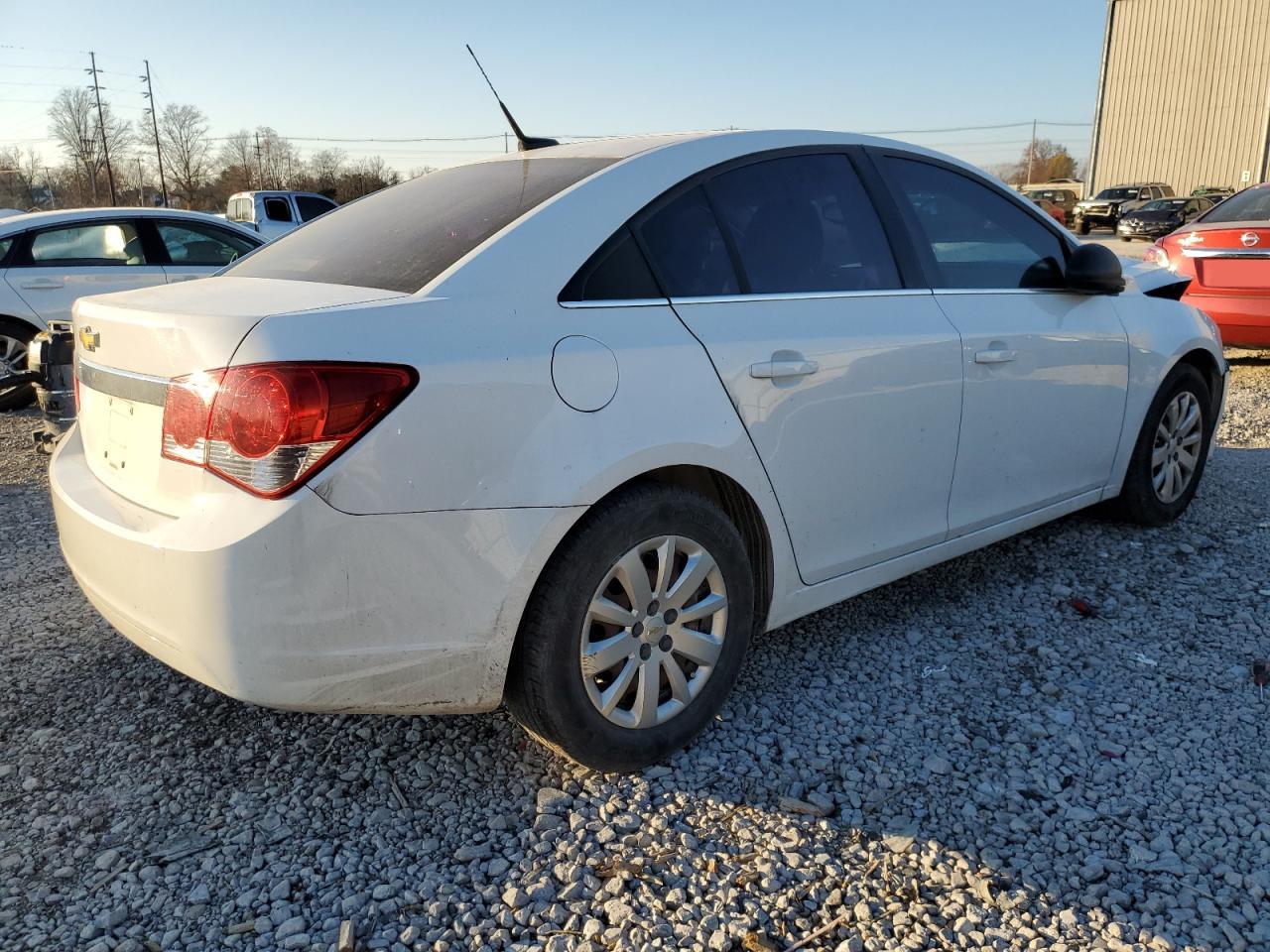 Obraz 3 z 2011 CHEVROLET CRUZE LS 2011 z VIN 1G1PC5SH9B7266125