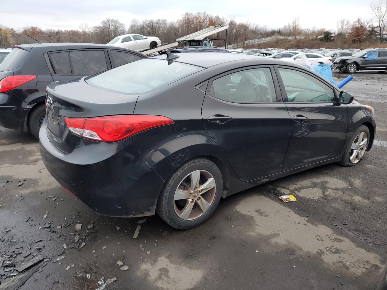 Obraz 3 z 2013 HYUNDAI ELANTRA GLS 2013 z VIN 5NPDH4AE2DH382536
