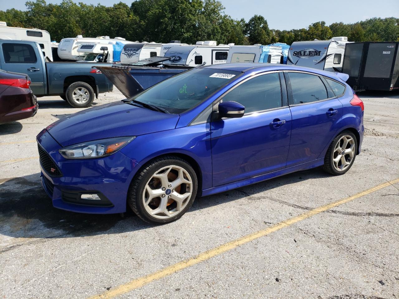 Image 1 of 2015 FORD FOCUS ST 2015 with VIN 1FADP3L92FL277982