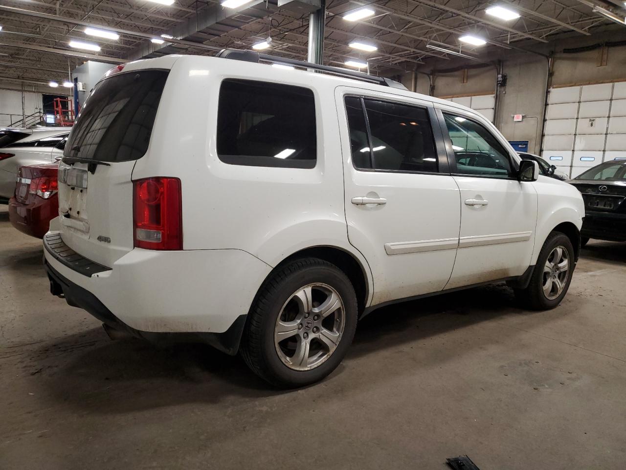 Изображение 3 2013 HONDA PILOT EXL 2013 с VIN 5FNYF4H53DB004575
