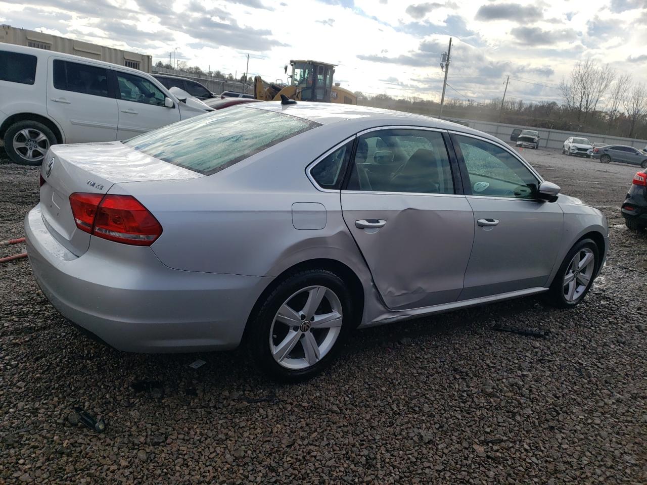 Obraz 3 z 2013 VOLKSWAGEN PASSAT SE 2013 z VIN 1VWBN7A37DC037964