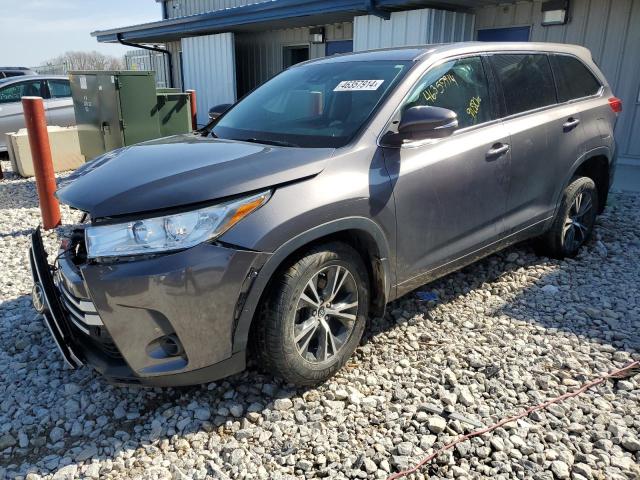 Image 1 of 2017 TOYOTA HIGHLANDER LE 2017 with VIN 5TDBZRFH1HS452483