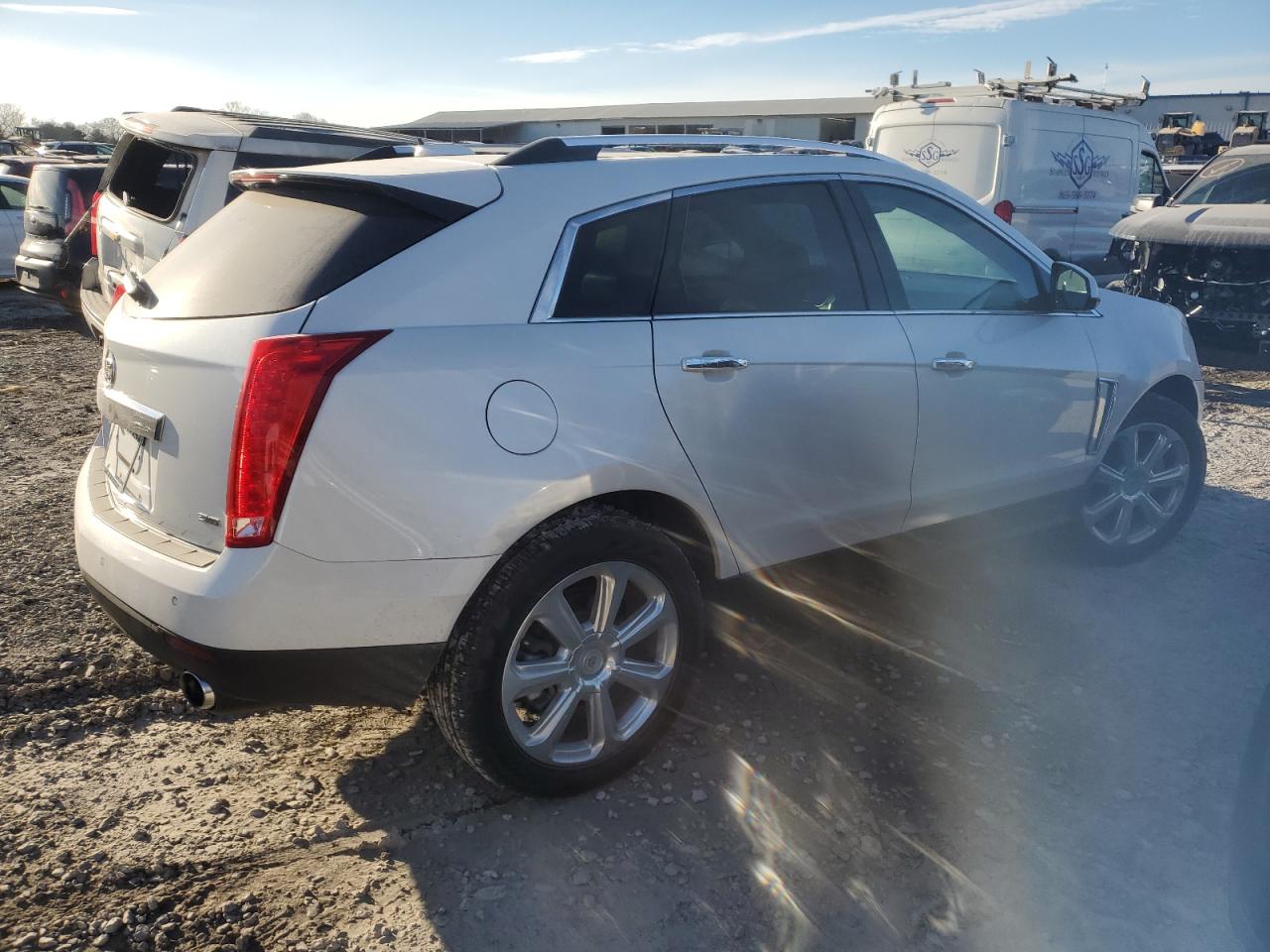 Изображение 3 2015 CADILLAC SRX PERFORMANCE COLLECTION 2015 с VIN 3GYFNCE39FS595667