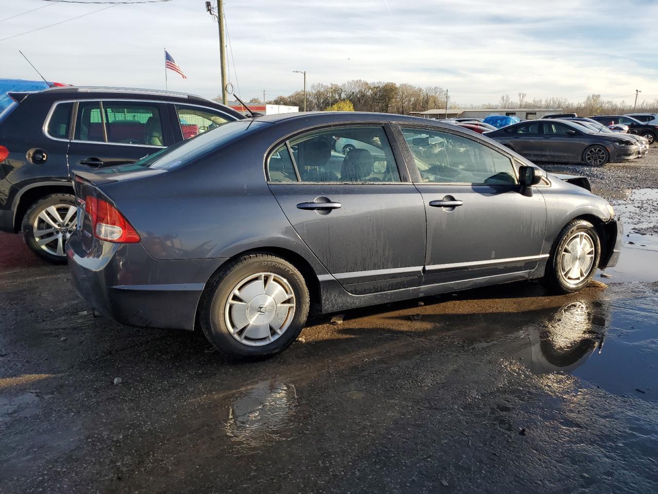 Image 3 of 2010 HONDA CIVIC HYBRID 2010 with VIN JHMFA3F23AS002332