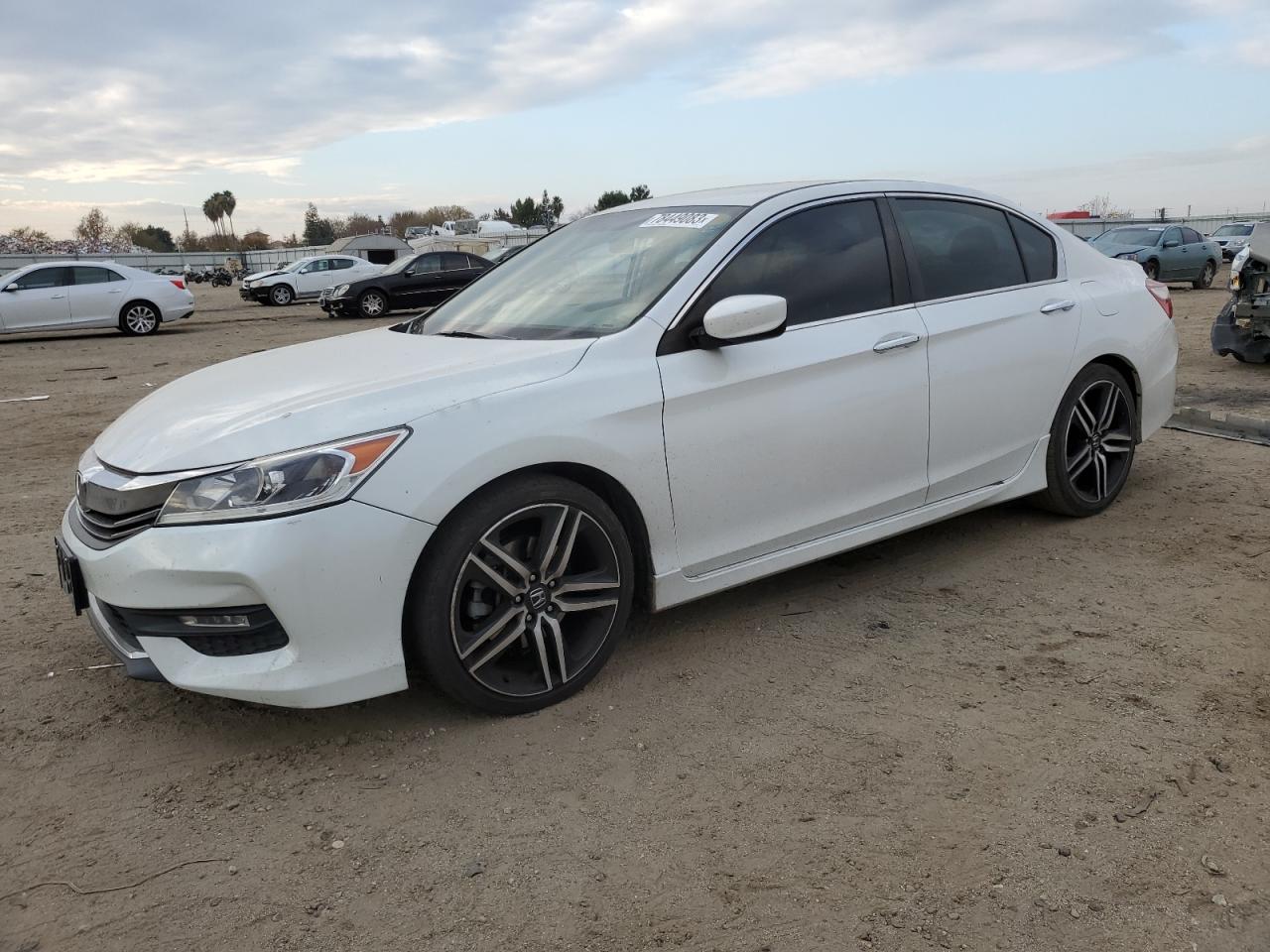 Obraz 1 z 2016 HONDA ACCORD SPORT 2016 z VIN 1HGCR2F55GA238630
