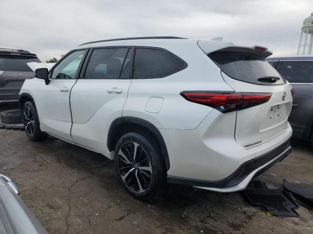 Image 2 of 2021 TOYOTA HIGHLANDER XSE 2021 with VIN 5TDJZRBHXMS128072
