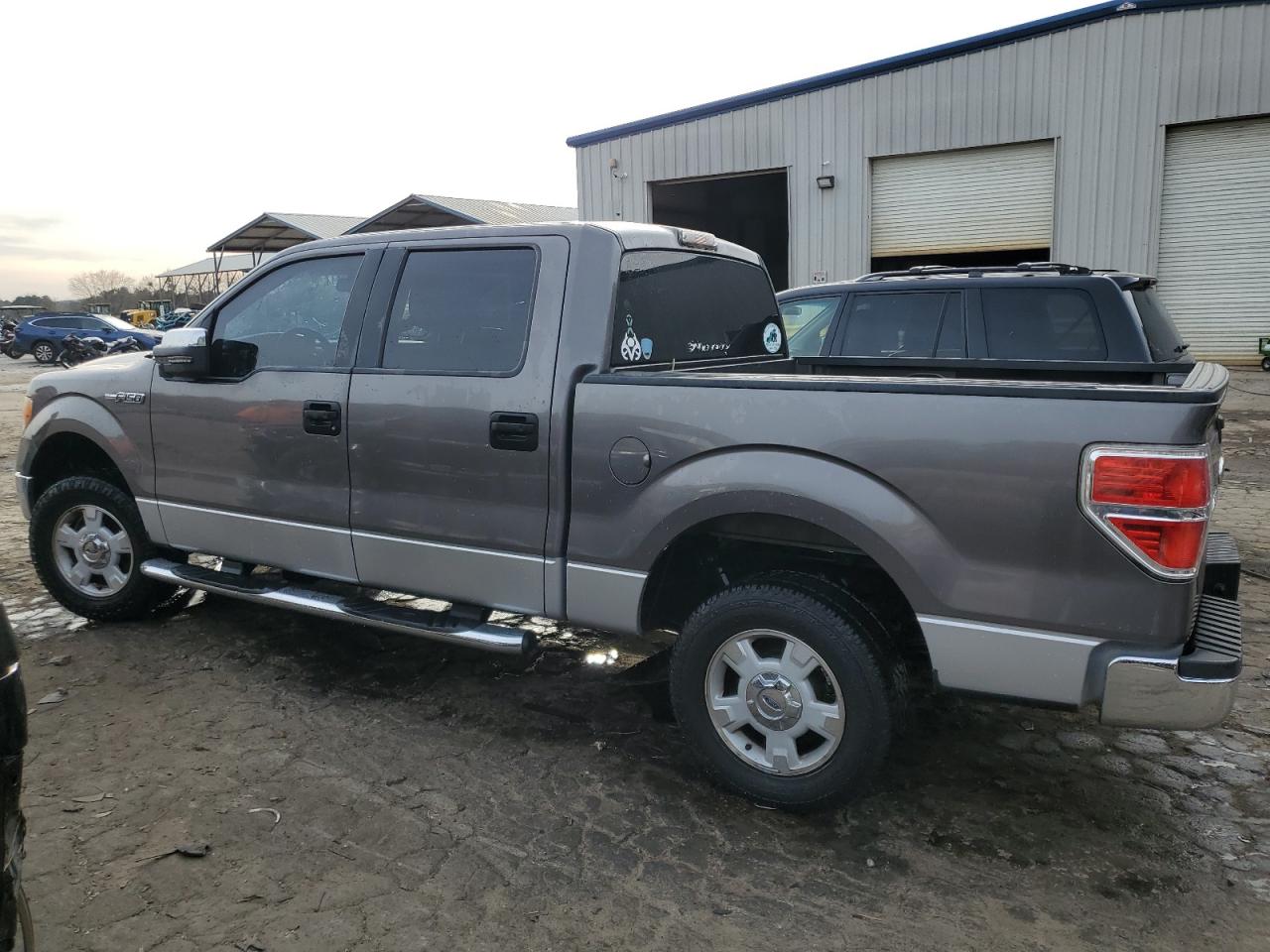 Image 2 of 2010 FORD F150 SUPERCREW 2010 with VIN 1FTFW1CV7AKA60031