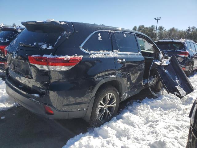 Image 3 of 2019 TOYOTA HIGHLANDER LE 2019 with VIN 5TDBZRFH5KS720569