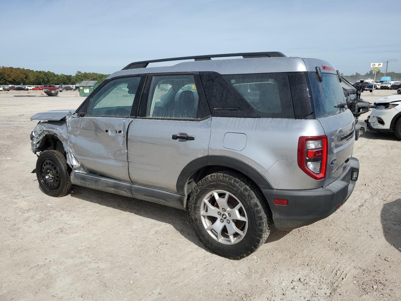 Image 2 of Ford Bronco Sport 2021 with VIN 3FMCR9A67MRA47232