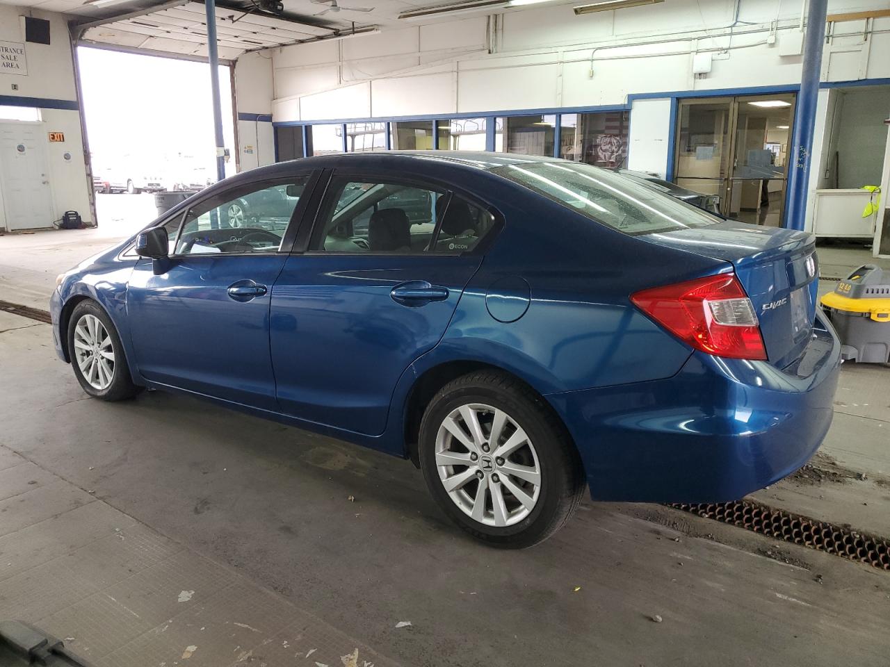Image 2 of 2012 HONDA CIVIC EX 2012 with VIN 2HGFB2F8XCH570845