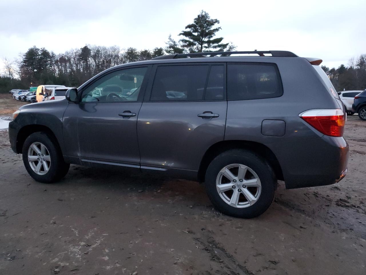 Image 2 of 2010 TOYOTA HIGHLANDER  2010 with VIN JTEBK3EH5A2155549