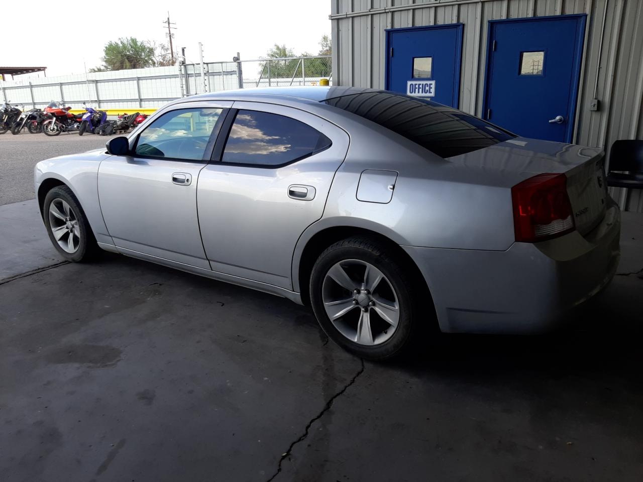 Image 2 of 2009 DODGE CHARGER  2009 with VIN 2B3KA43D39H620802