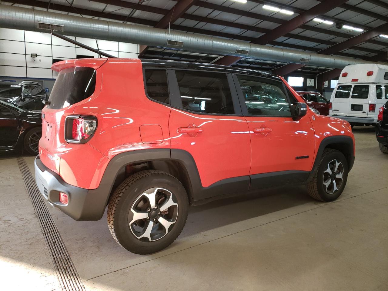 Image 3 of 2020 JEEP RENEGADE TRAILHAWK 2020 with VIN ZACNJBC16LPL90245