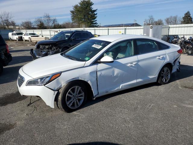 Image 1 of 2016 HYUNDAI SONATA SE 2016 with VIN 5NPE24AFXGH335760